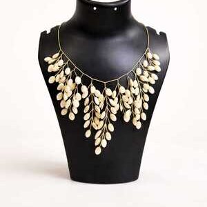 Ivory leaf Beach Elegance Necklace